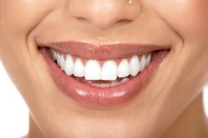 ¿Cómo logro una restructuración dental estética?