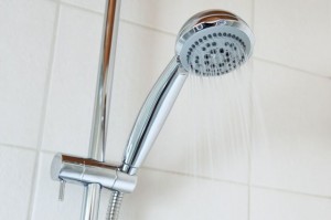 5 errores comunes al ducharse