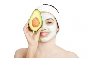 Trucos de belleza que puedes hacer con la palta