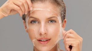 Peeling: una manera efectiva de mantener tu piel impecable