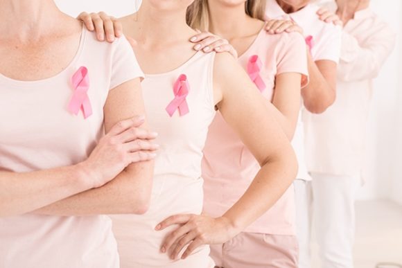 Mes Rosa contra el cáncer de mama