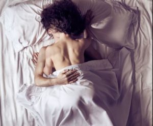 Posiciones sexuales: el 8 la postura que debes probar