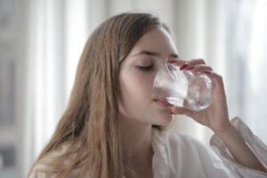 Cómo quitar el hipo: 5 trucos que podrían ayudarte