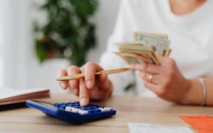 Cómo mejorar nuestras finanzas para este 2025: Estrategias efectivas para un futuro próspero